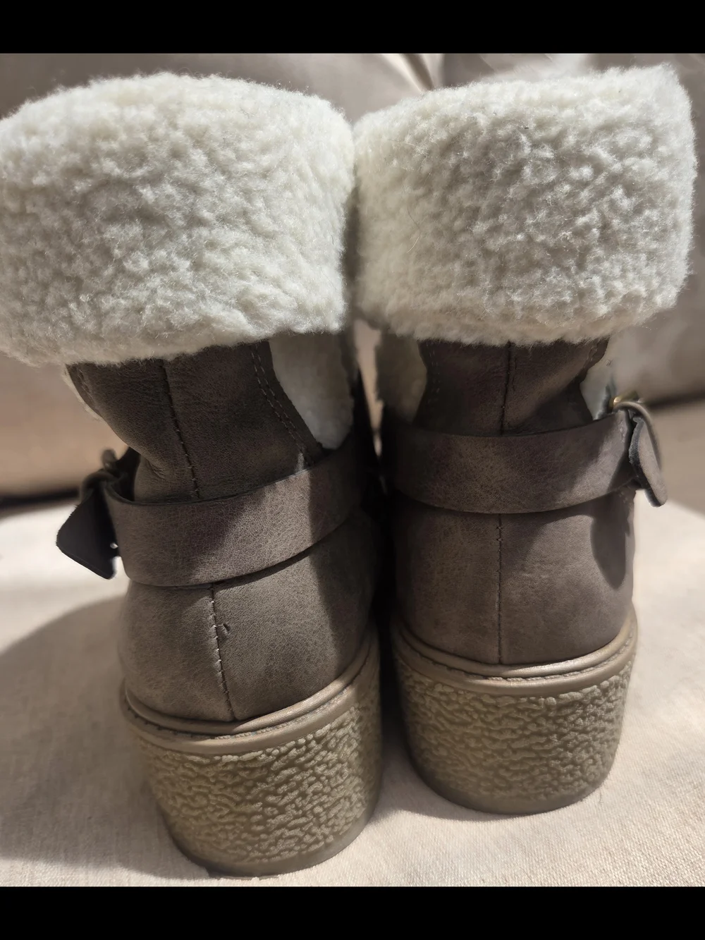 Target Women's Faux Fur Lined Taupe Ankle Boots Buckle Side Zip Size 6